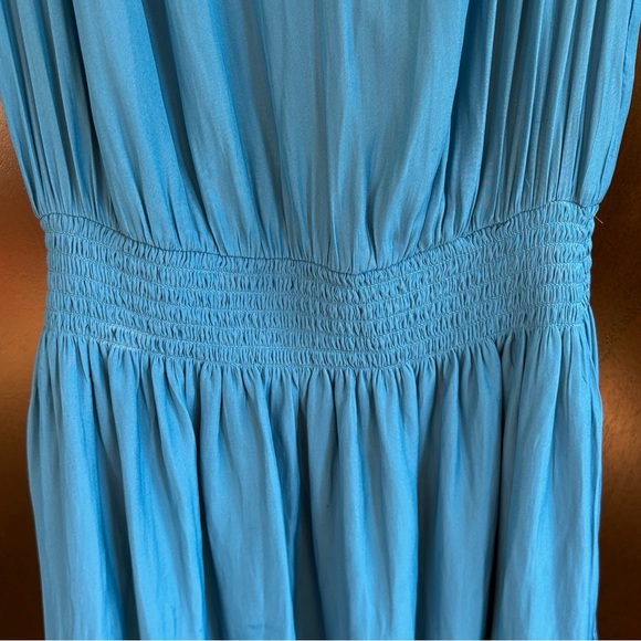 EUC Evereve Sleeveless Smocked Waist Ruffle Neck Dress Blue Size XS - Picture 6 of 10